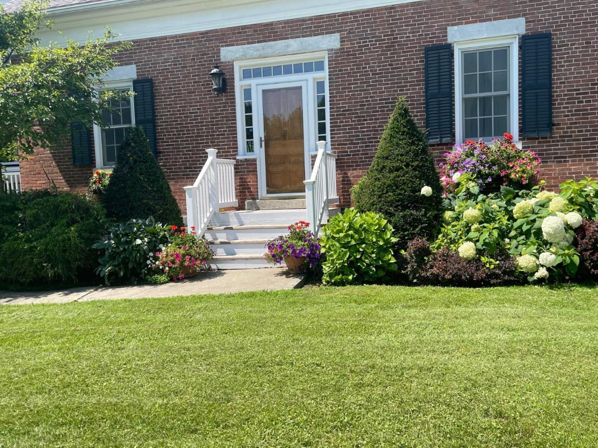 Dodds Brick House Bed & Breakfast North Hero Exterior foto